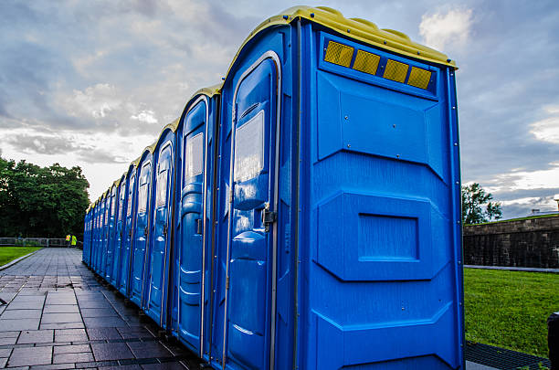 Portable bathroom rental in Linda, CA